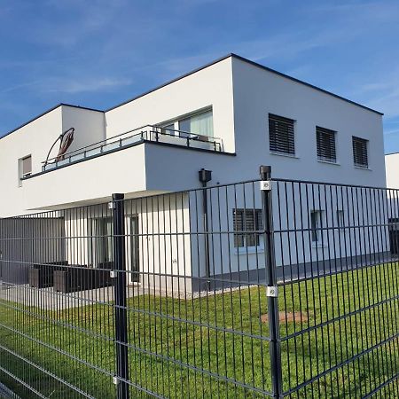 Leon Apartment Neu! Gemuetlichkeit An Erster Stelle Λιντς Εξωτερικό φωτογραφία