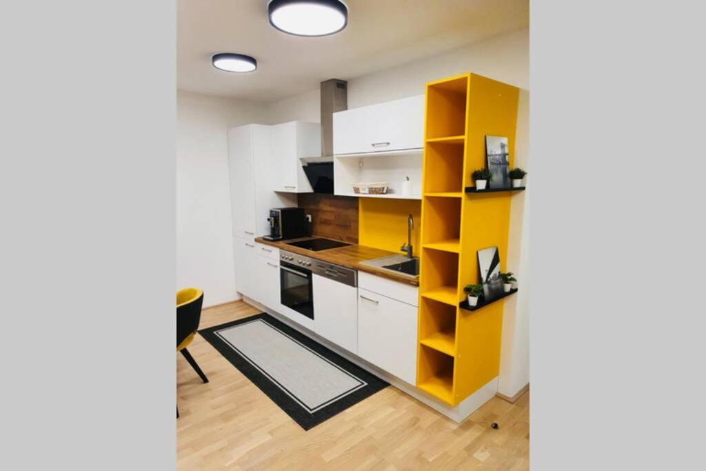 Leon Apartment Neu! Gemuetlichkeit An Erster Stelle Λιντς Εξωτερικό φωτογραφία